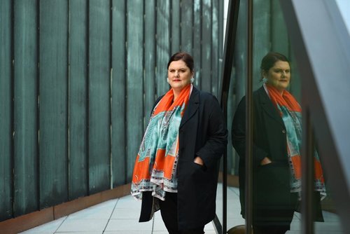 Uršula Cetinski, direktorica gledališča Komedija / Foto: Peter Uhan, RTVSLO