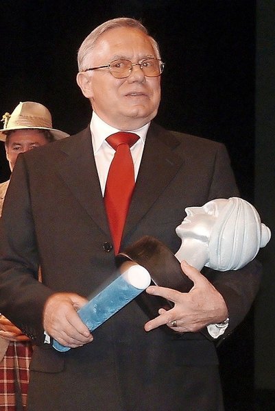 Adrija Rustja 1933-2026